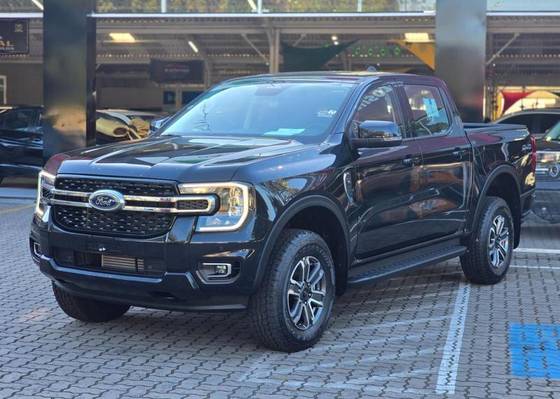 FORD RANGER 3.0 V6 TURBO DIESEL CD XLT 4X4 AUTOMÁTICO FORD RANGER 3.0 V6 TURBO DIESEL CD XLT 4X4 AUTOMÁTICO